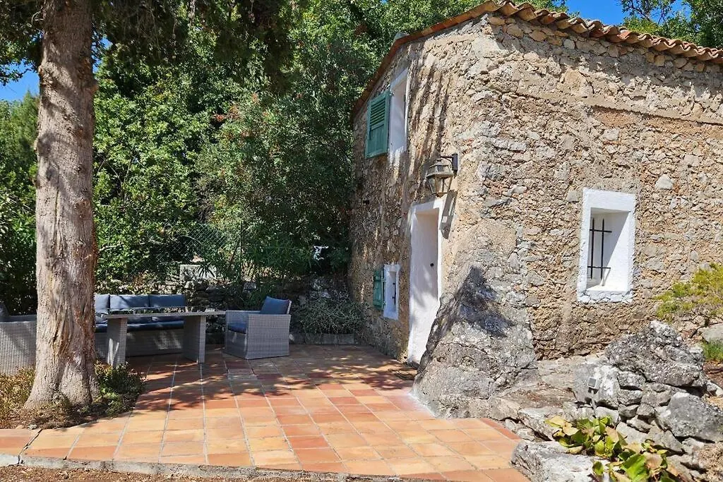 Mazet Villa Saint-Cezaire-sur-Siagne 0*,  France