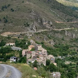 Séjour à la campagne De, Pierlas